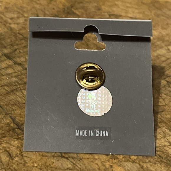 1996 Atlanta Olympic Pin ~ Games Torch Logo ~ gold tone - Picture 2 of 4